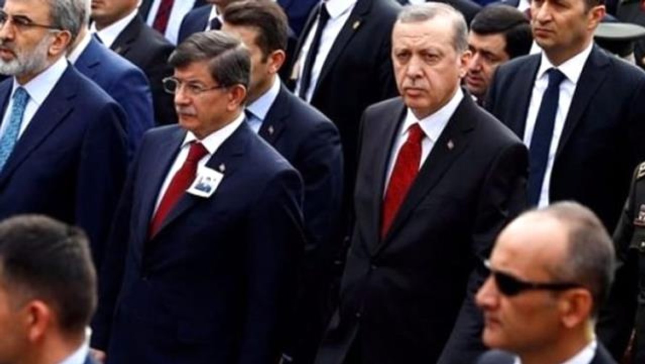Davutoğlu'ndan kendisine "hain" diyen Cumhurbaşkanı Erdoğan'a çağrı: Konuşmak için aracıya ihtiyacımız yok