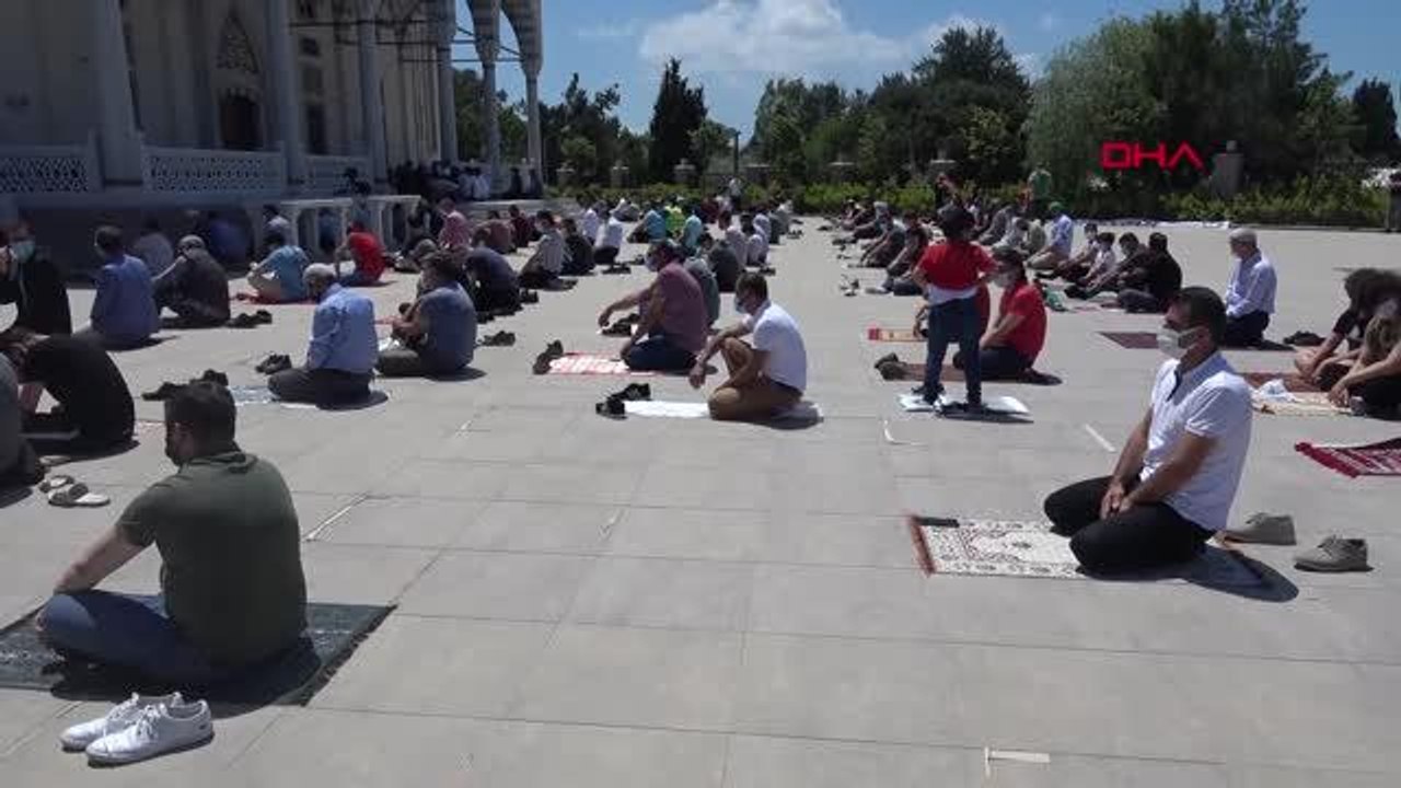 Son dakika gündem: FİLİSTİN'DE HAYATINI KAYBEDENLER İÇİN CENAZE NAMAZI KILINDI