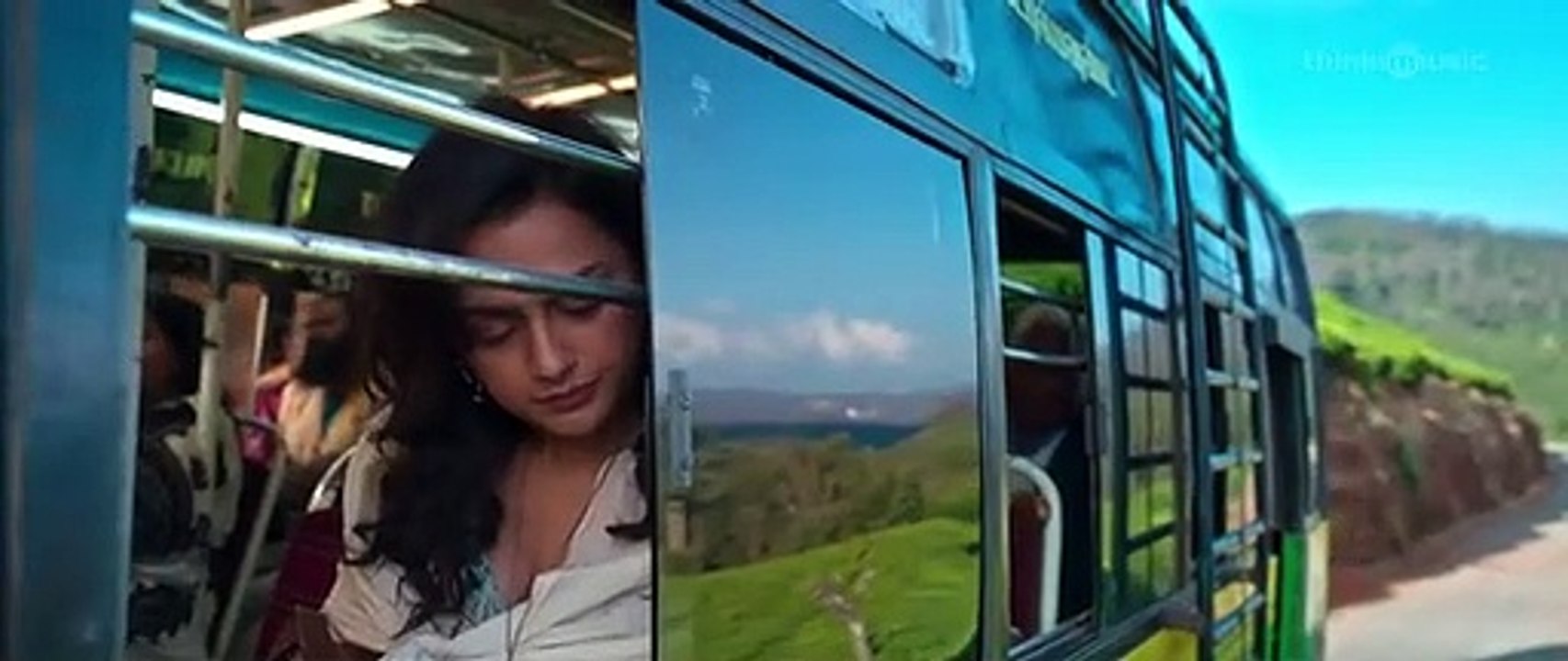 Maara_|_Oru_Arai_Unathu_Video_Song_|_Ghibran_|_Thamarai_|_Dhilip_Kumar(360p)