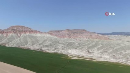 Başkent'in gökkuşağı tepeleri