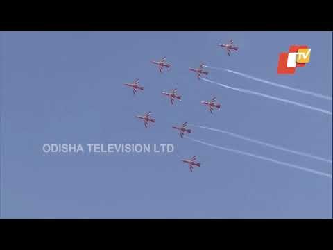 Stunning Air Display by Surya Kiran Team at Aero India Show 2021
