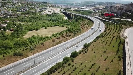 KOCAELİ TEM OTOYOLU'NDA TAM KAPANMA SAKİNLİĞİ