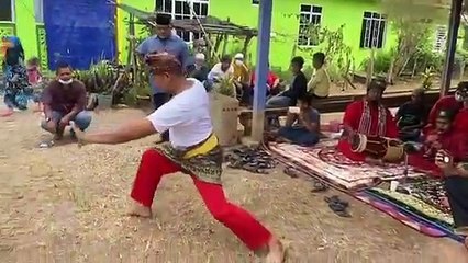 Persembahan Silat Pulut