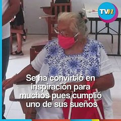 Abuelita de 71 años presenta examen de primaria y enternece en redes