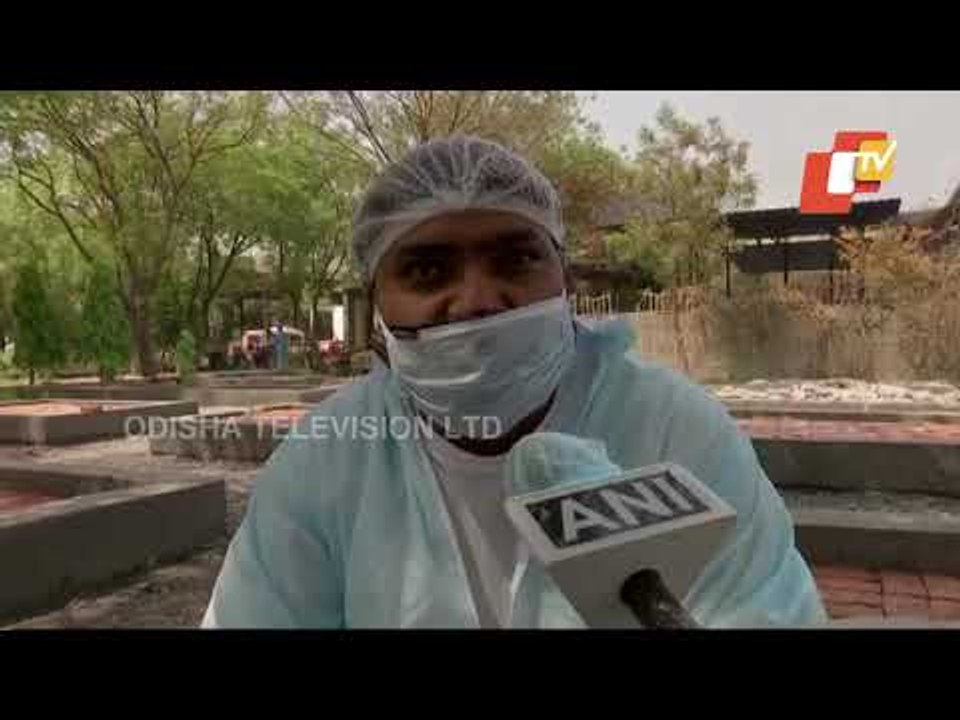 Cremation Grounds In Delhi Over Burdened After Increase In Deaths