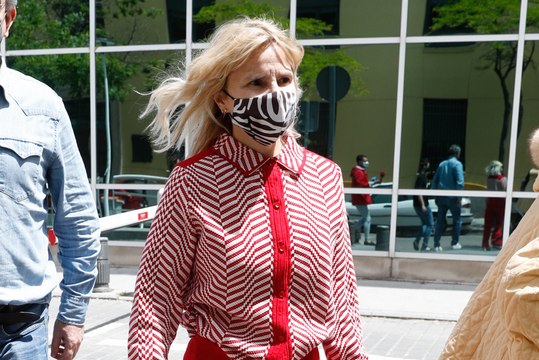 Eugenia Martínez de Irujo visita a su hermano Cayetano en el hospital GTRES