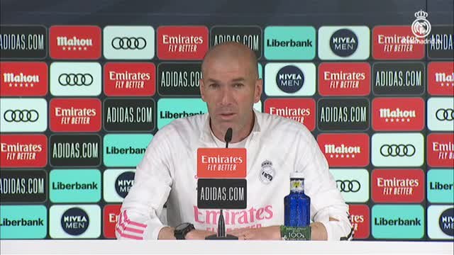 Zidane, sobre su futuro: Puede pasar de todo, esto es el Real Madrid