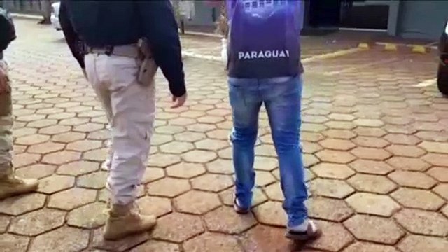 PRF detém homem com mandado de prisão em aberto