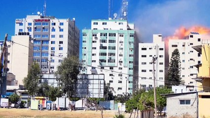 Ο ισραηλινός στρατός ισοπέδωσε το κτίριο που στέγαζε το Associated Press στη Γάζα