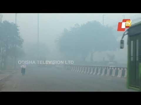 Dense Fog Engulfs Delhi