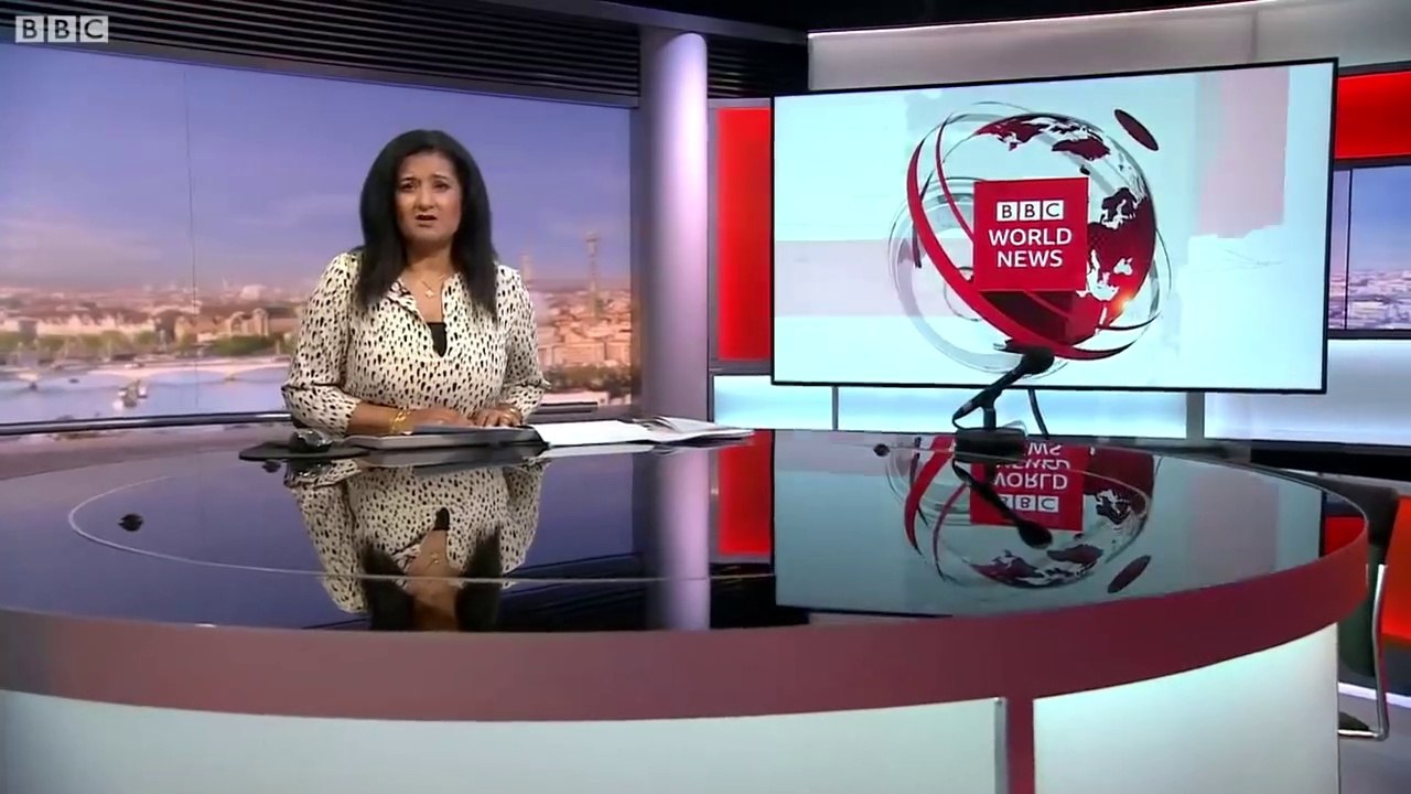 Israel destroys Gaza tower housing foreign media - BBC News