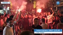 Yasağa Rağmen Beşiktaş Taraftarları Sokakta Kutlama Yaptı