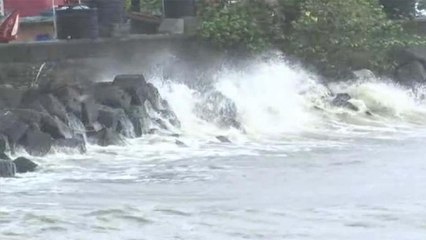 Download Video: Cyclone Tauktae hit 5 states, severe floods predicted