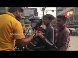 UP | Police Give Red Rose To People Violating Traffic Rules In Ayodhya