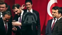 Cumhurbaşkanı Erdoğan'dan öğrencilere face time sürprizi
