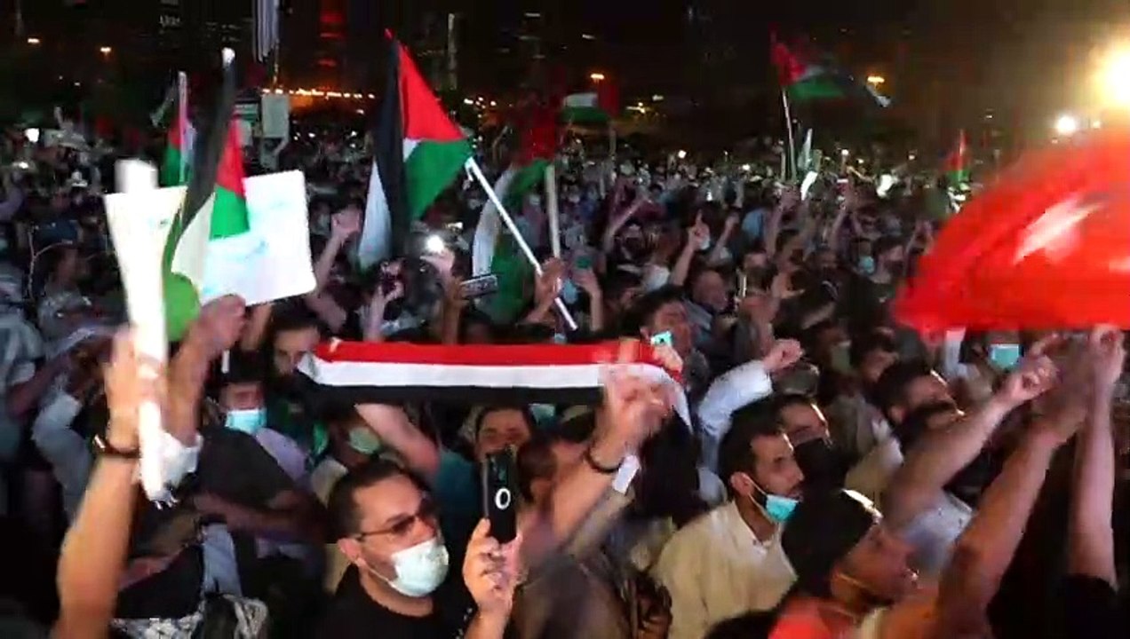 Raketenhagel über Tel Aviv - Israel bombardiert Hamas-Anführer