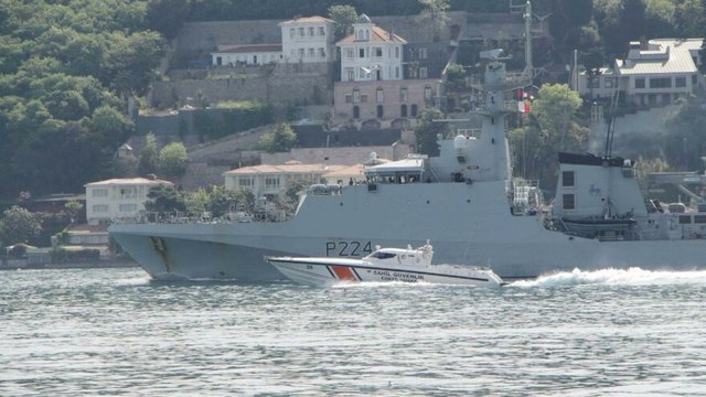 Rus ve İngiliz savaş gemileri 1 saat arayla Karadeniz'e açıldı