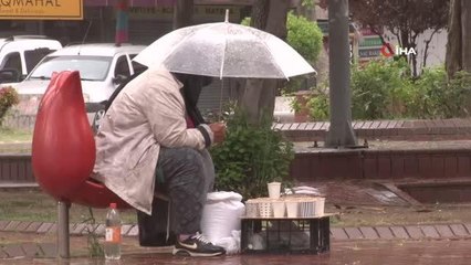 İstanbul'da yağmur etkili oluyor