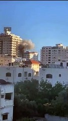 İsrail, Mustafa Kulesi ve Kahire Kulesi'ni bombaladı