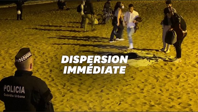À Barcelone, la police disperse des milliers de personnes rassemblées malgré le coronavirus