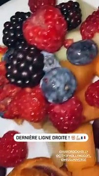 Amandine Petit, Miss France 2021 se prépare à l'élection de Miss Univers le 16 mai 2021.