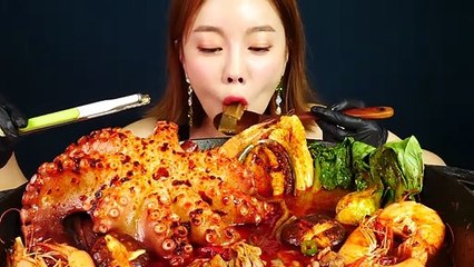 mukbang eating- The best mukbang on tik tok