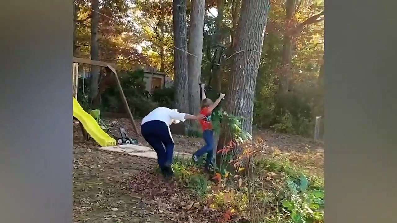 Try_Not_to_LAUGH_while_watching_Kids_fails_Videos_-_Funniest_Home_Videos(720p)
