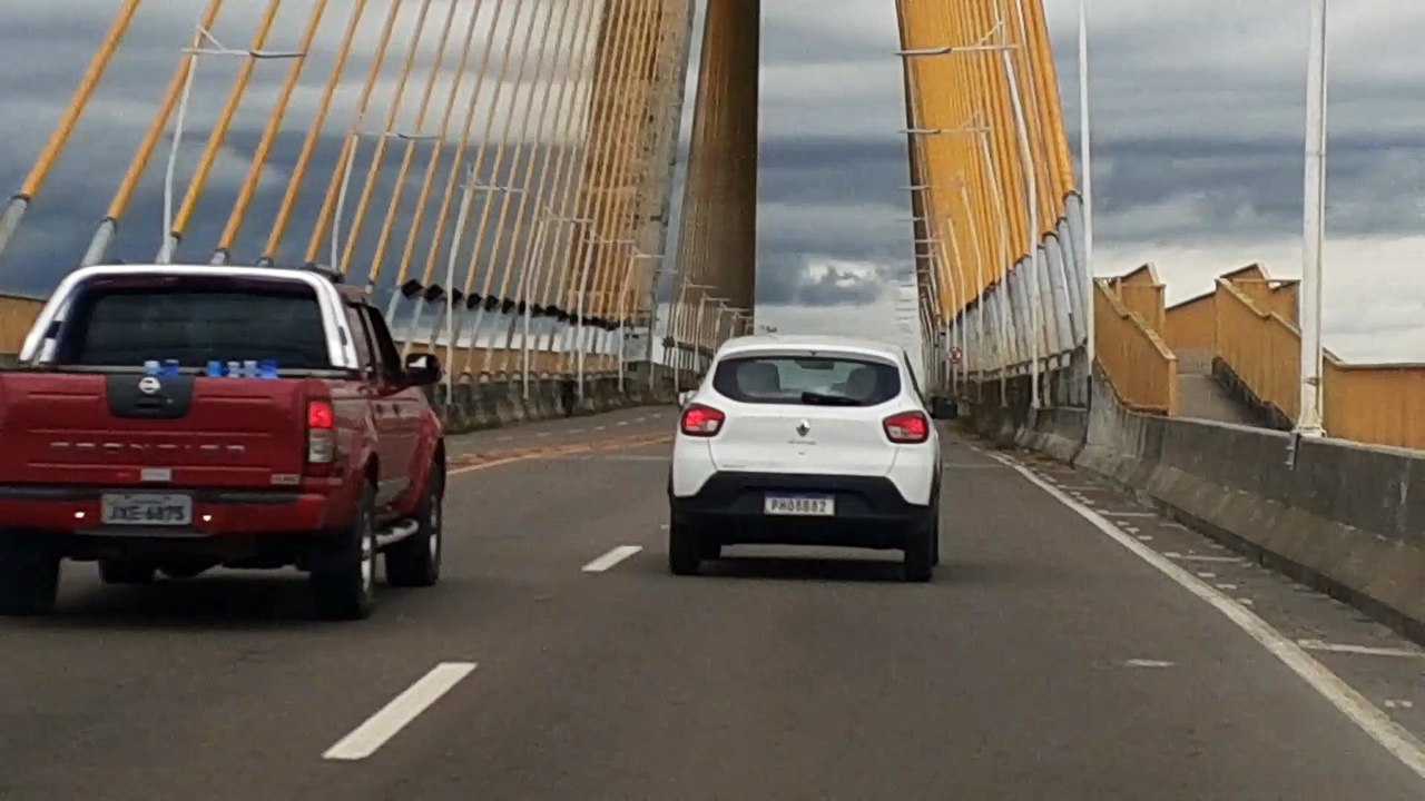 Atravessando a Ponte Rio Negro sentido Manaus-iranduba