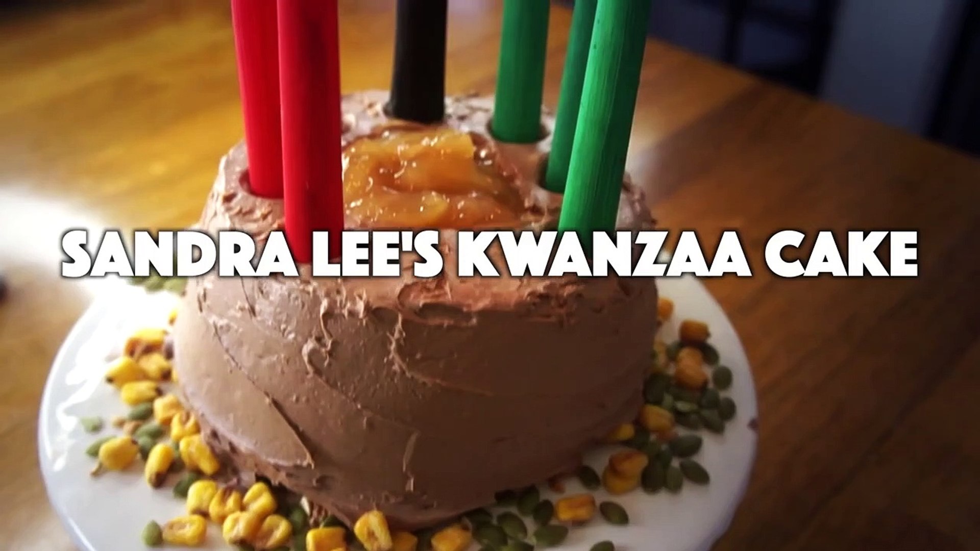 The Worst Recipe Ever Sandra Lee S Kwanzaa Cake Canned Apple Pie Filling Corn Nut Cake Video Dailymotion
