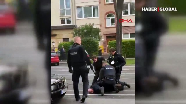 Almanya'da skandal! Hastaneye giden Türk vatandaşını darp ettiler