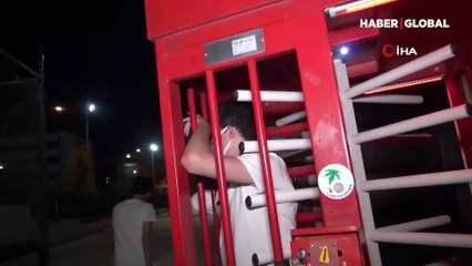 Tuvaleti kullanmak istedi, hayatının şokunu yaşadı