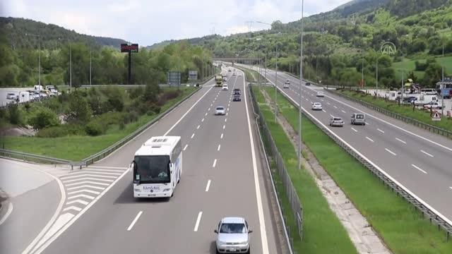 Tam kapanma nın sona ermesiyle İstanbul'a dönüş yolculuğu başladı