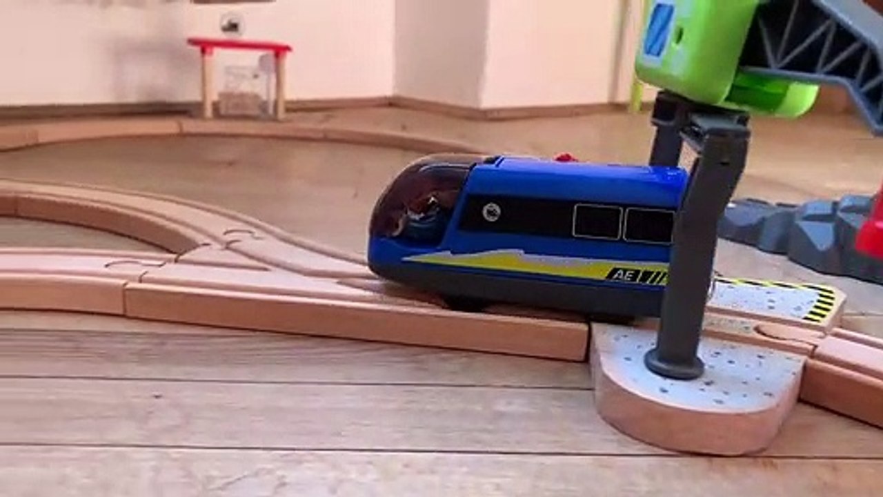 Trenino e pista Lidl in action