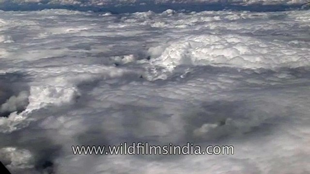kanchendzonga is India's highest mountain - see it from the air!