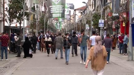 Son dakika haberleri | Tam kapanma sonrasında oluşan yoğunluk hakkında söyledikleri ile şaşkına çevirdi: "İnsanlar bazen ölümü hakkediyor"