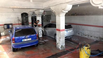 Kısıtlama sona erdi; Cadde, sokak ve iş yerleri hareketlendi