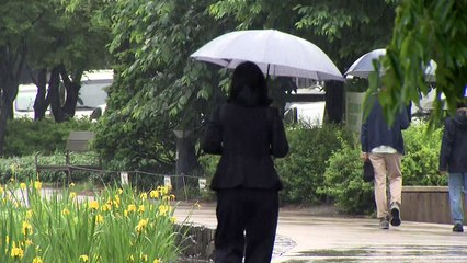 [날씨] 장마같은 비에 열대야 같은 밤...올여름 예고편? / YTN