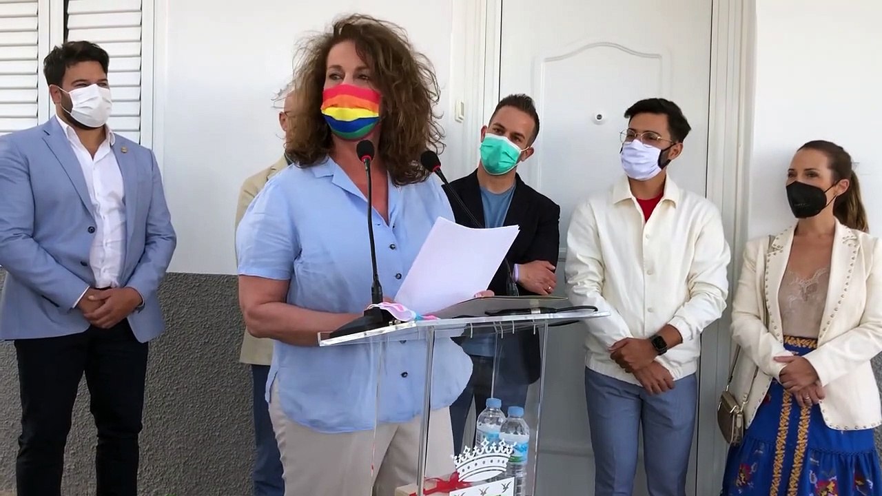 Carla Antonelli da las gracias por ponerle su nombre a una calle de Güímar