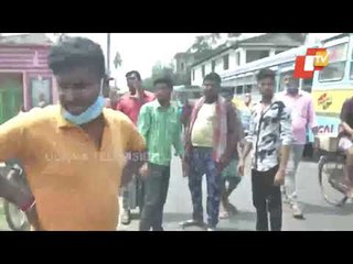 Download Video: West Bengal Elections | Clash Between TMC & BJP Workers At Khejuri