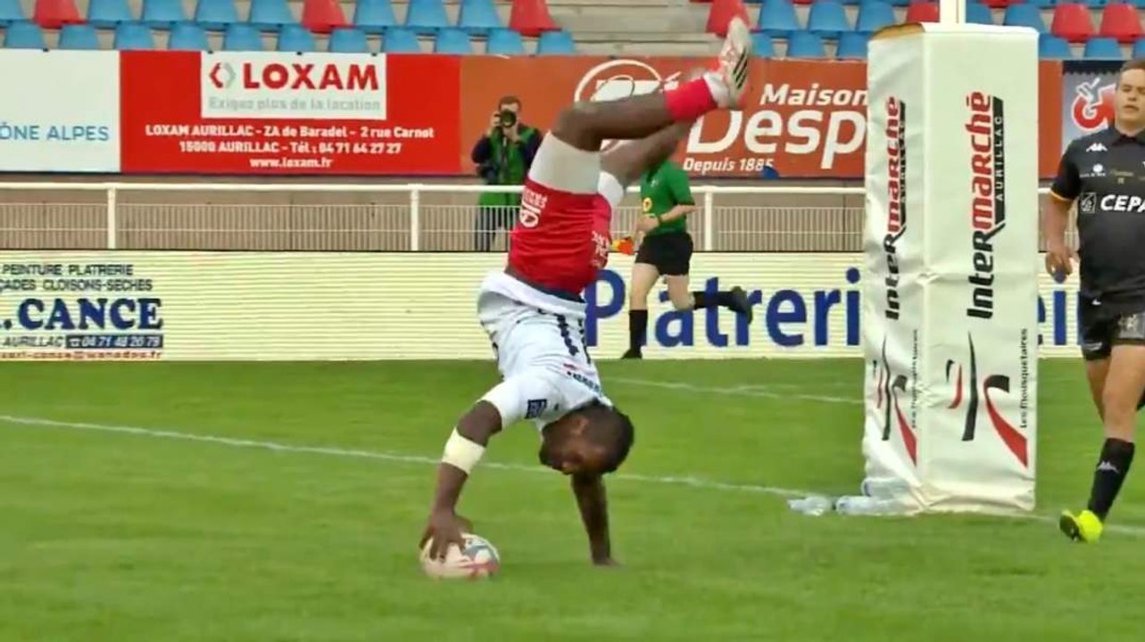 L'ailier du  Stade Aurillacois inscrit un essai d'une manière très originale