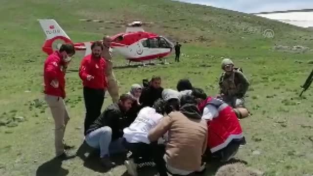 Yaylada hastalanan kişinin yardımına hava ambulansı yetişti