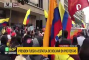 Colombia: protestantes incendian estatua de Bolívar tras manifestación pacífica