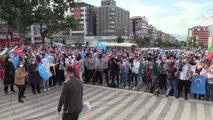Filistin ve Doğu Türkistan'da yaşanan olaylar protesto edildi