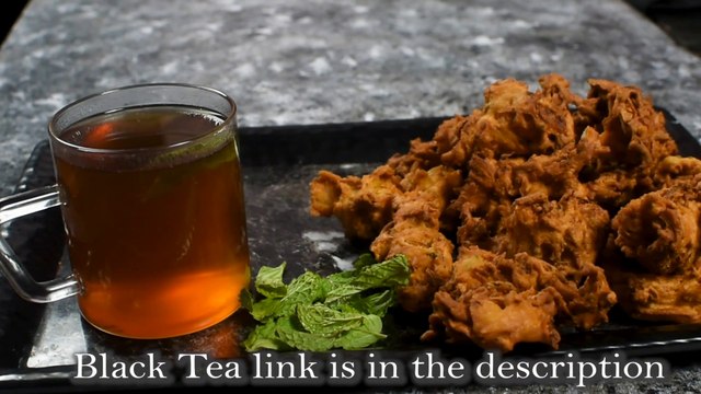 Onion Pakoda recipe | Crispy Onion Pakoda | Quick Snacks | Pyaz ke Pakore | Eerulli Bajji