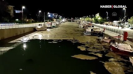 Kurbağalıdere'de deniz salyası nedeniyle beyaz tabaka oluştu