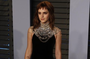 Emma Watson urges fans NOT to believe rumours!