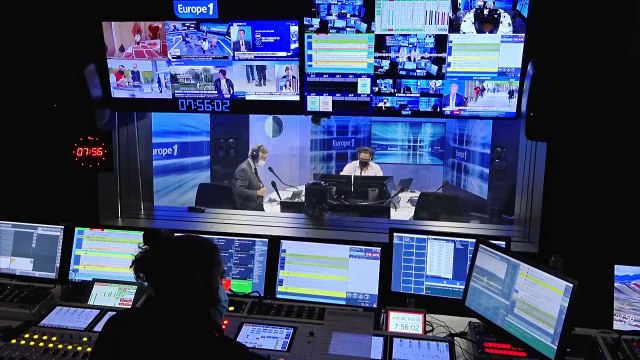 Nadine Morano : FX Bellamy est un essayiste, comme nous les Républicains ! (Canteloup)