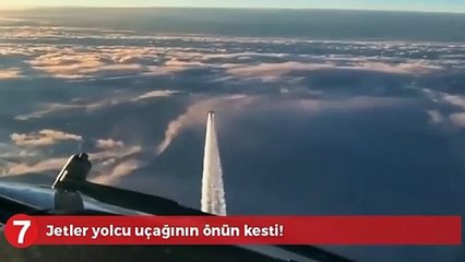 Jetler bir anda havalanıp yolcu uçağının önünü kesti