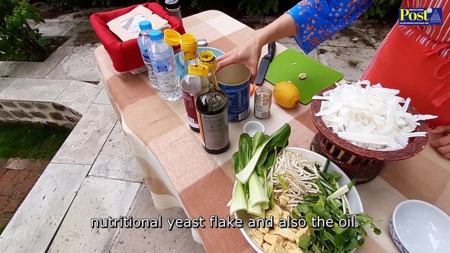 Watch Thai chef Marni Xuto cook her soy stir-fry recipe in the grounds of a Leeds temple