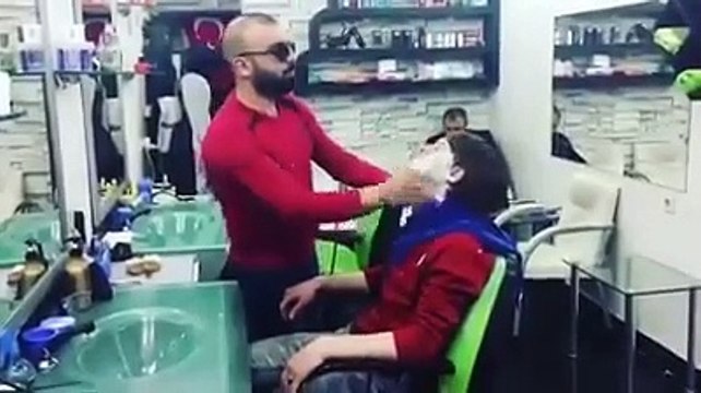 Berber 'Nusret' taklidi yaparsa...